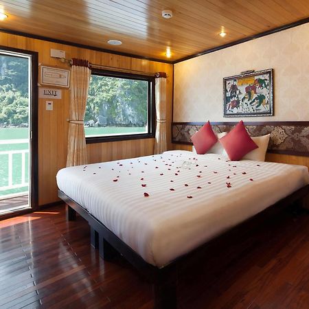 Halong Legacy Cruise Hotel Ha Long Buitenkant foto