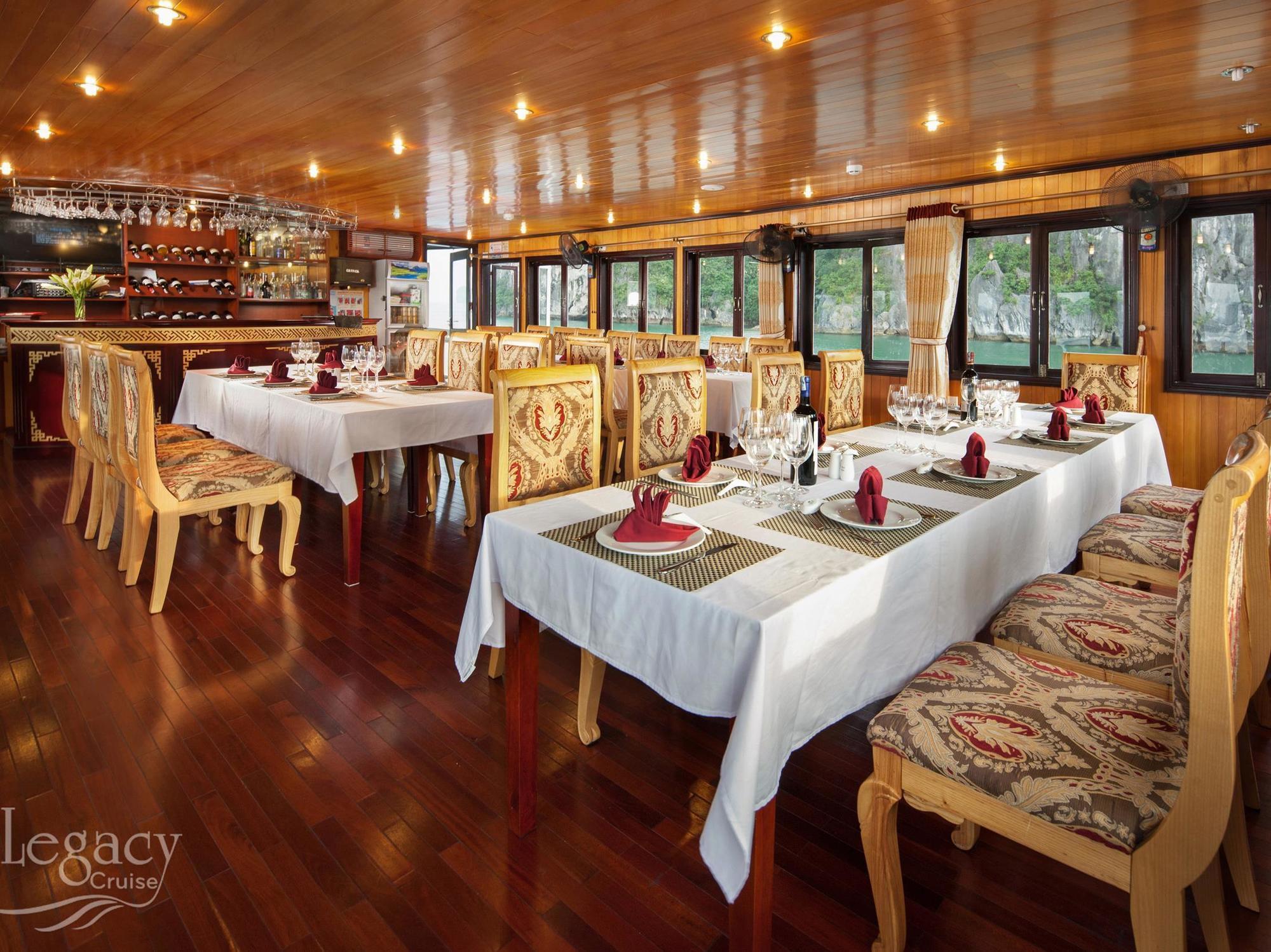 Halong Legacy Cruise Hotel Ha Long Buitenkant foto