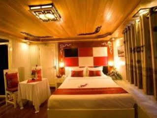 Halong Legacy Cruise Hotel Ha Long Buitenkant foto