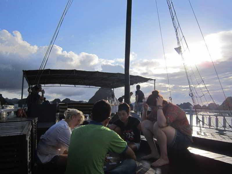 Halong Legacy Cruise Hotel Ha Long Buitenkant foto